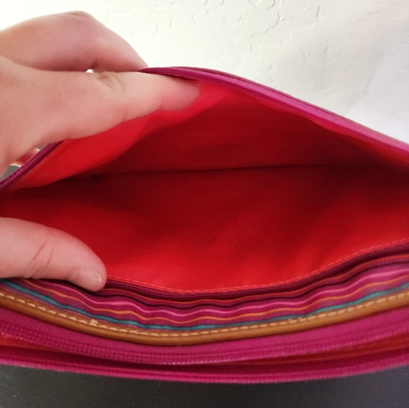 Fossil Multicolored Striped PVC Coated Tablet E Reader Case 10x8in - Picture 8 of 12